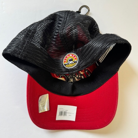 NWOT Calgary Flames NHL Baseball Cap Hat 47 Stretch Fit Black Red Sz L-XL - Picture 11 of 11